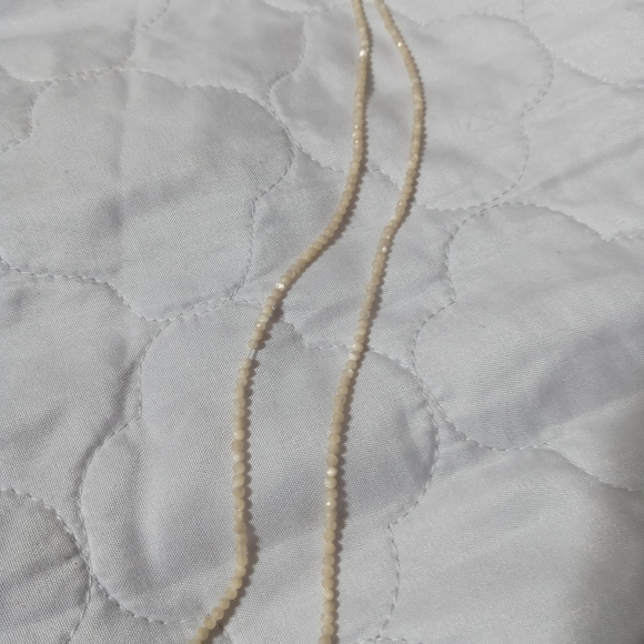 4 kendra scott necklaces - Picture 3 of 5